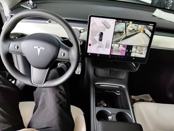 Model Y 2021 Standard Range RWD photo 5