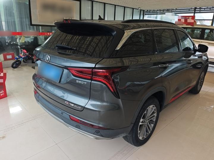 CS75 PLUS 2021 1.5T AT Luxury photo 6