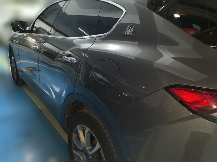 Levante 2021 3.0T Standard photo 4