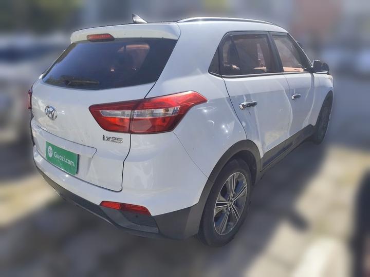 ix25 2015 1.6L AT RWD Smart GLS photo 6