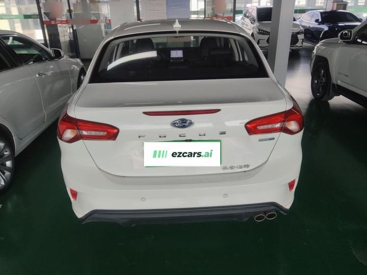Focus 2020 Sedan EcoBoost 180 AT photo 3