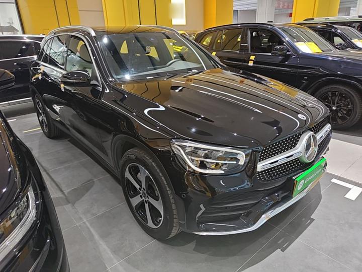 GLC 2022 Facelift GLC 260 L 4MATIC Dynamic photo 3