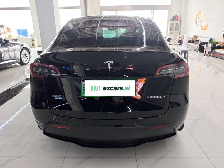 Model Y 2022 Facelift RWD photo 5