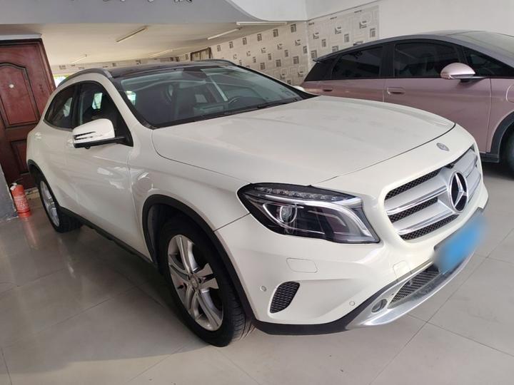 GLA Imported 2015 GLA 200 photo 3