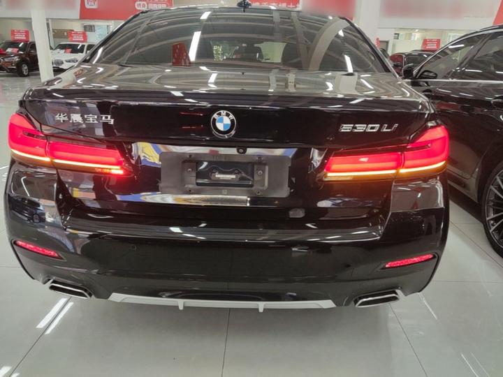 5 Series 2021 Facelift 530Li Leading M Sport Package photo 3