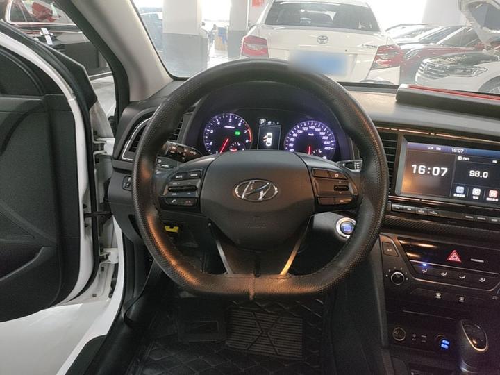 Elantra 2016 1.4T DCT photo 6