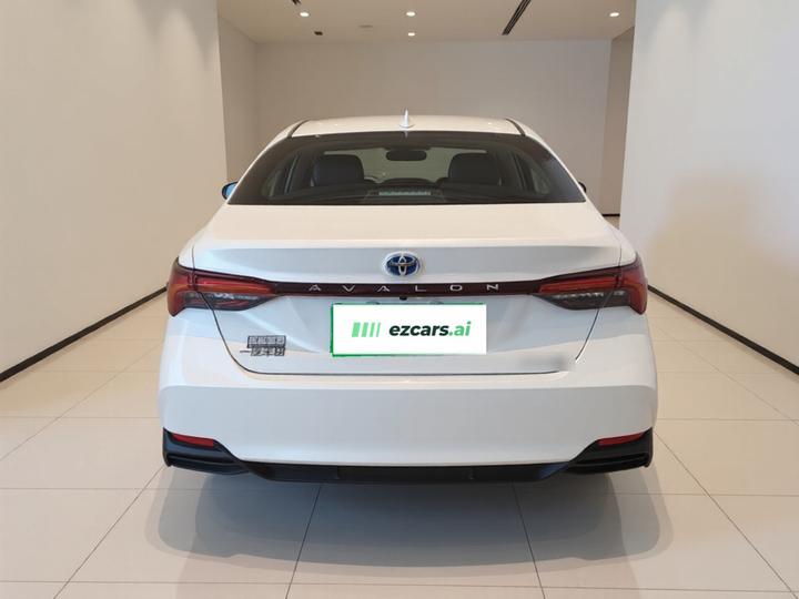 Avalon 2023 Hybrid 2.5L Luxury photo 5