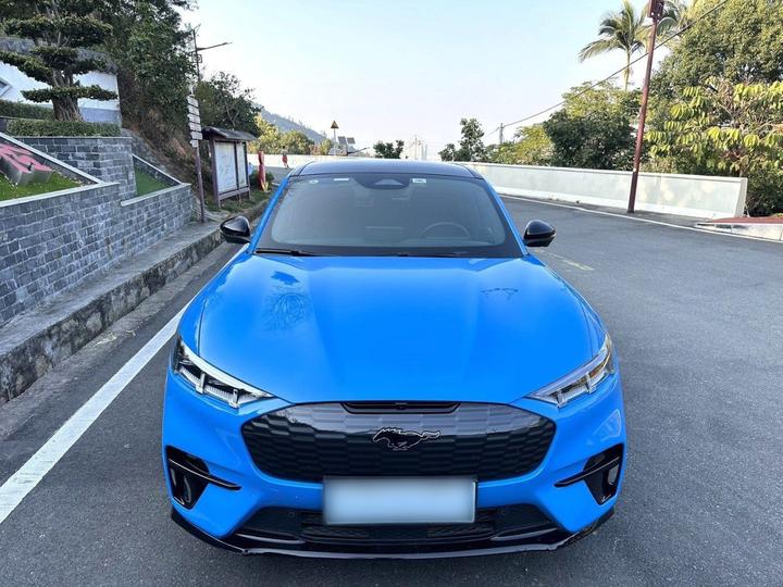 2021 GT photo 2