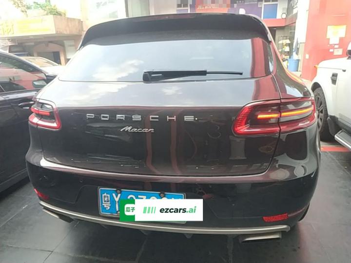 2016 Macan 2.0T photo 3