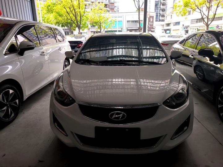 Elantra 2016 1.6L AT Premium photo 2