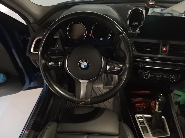 1 Series 2019 118i M Sport Package photo 8