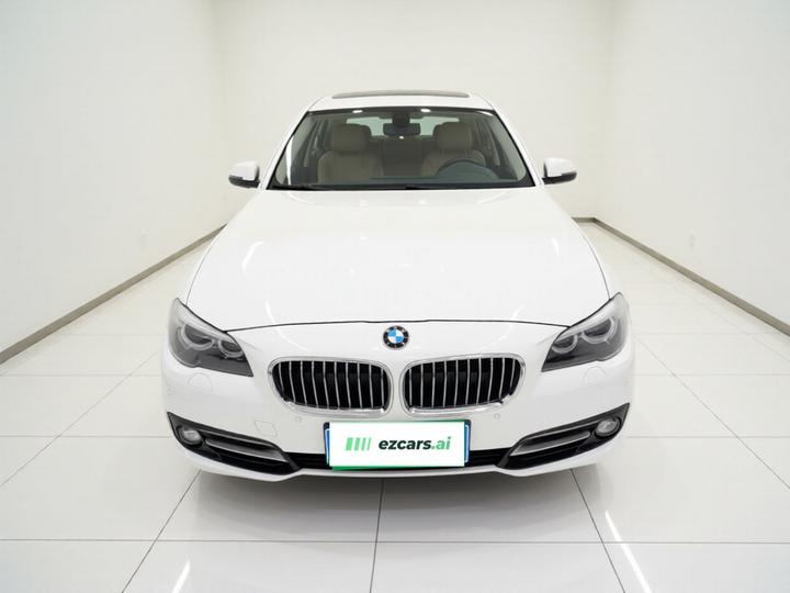 5 Series 2017 525Li Leading photo 2