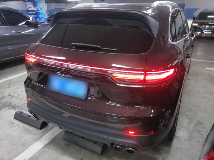 2018 Cayenne 3.0T photo 4