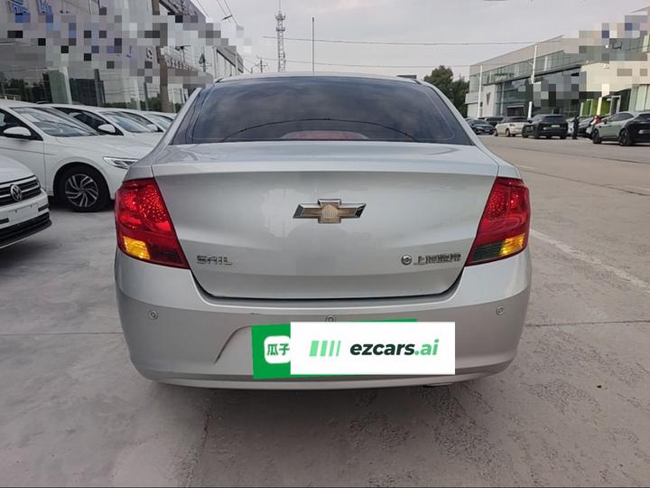2013 Sedan 1.2L MT photo 3