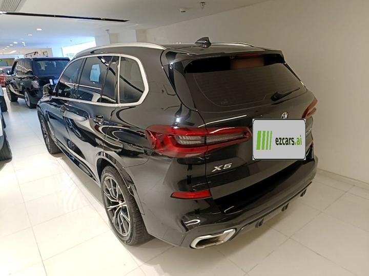 X5 2022 Facelift xDrive 30Li M Sport Package photo 4