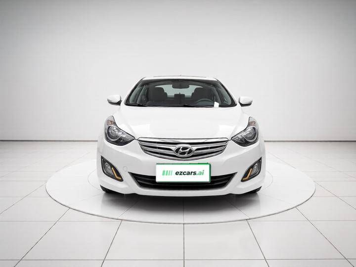 Elantra 2012 1.6L MT Leading photo 2