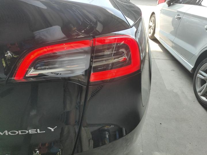 Model Y 2021 Long Range AWD photo 7