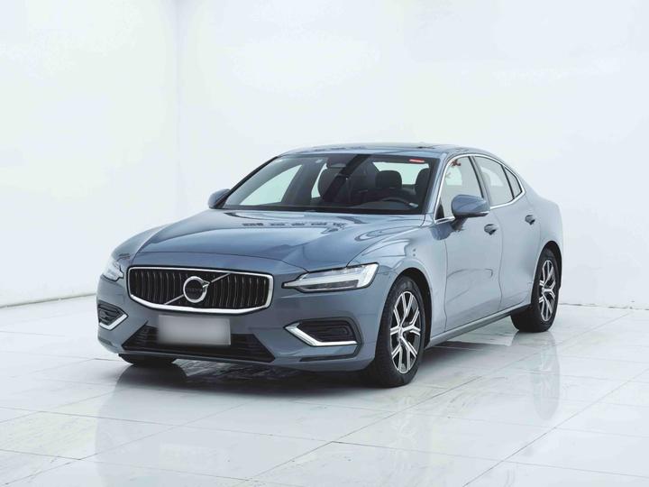 S60 2024 B4 Luxury
