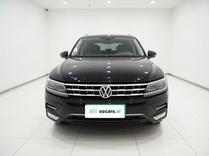 Tiguan L 2017 380TSI AT AWD Luxury photo 2