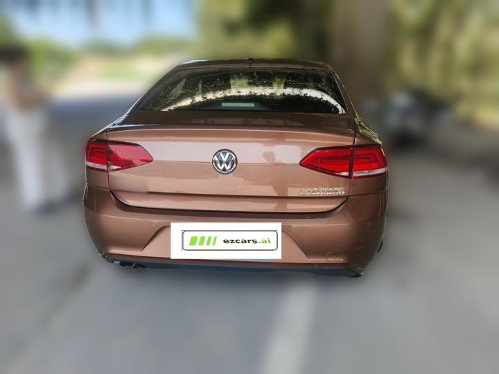 Lamando 2017 230TSI DSG photo 5