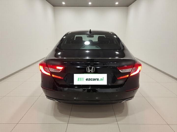 Accord 2018 260TURBO Elite China VI photo 3