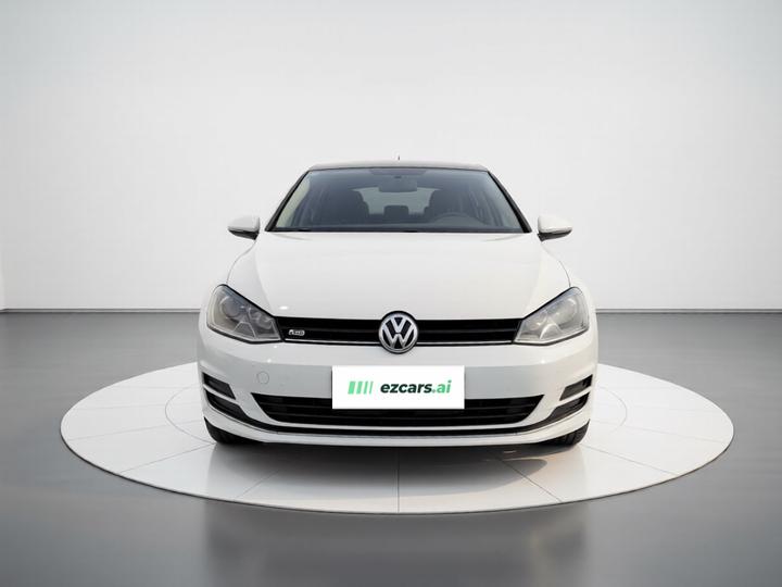 Golf 2015 1.6L AT Comfort photo 2