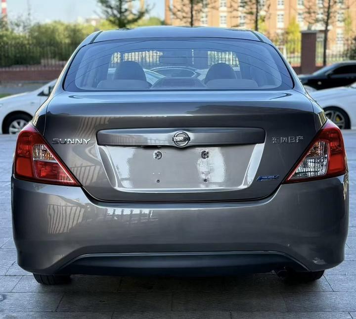 2015 1.5XE MT Comfort photo 5