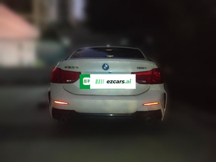 1 Series 2020 125i Leading M Sport Package photo 5