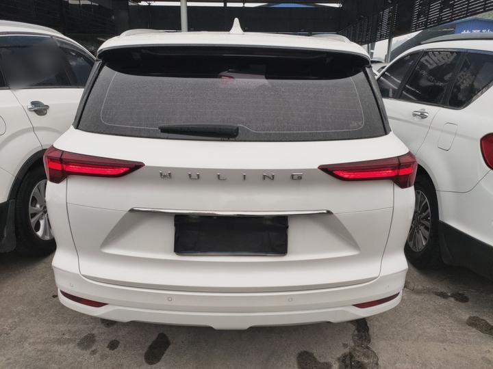 Wuling 2020 1.5T CVT Flagship photo 3