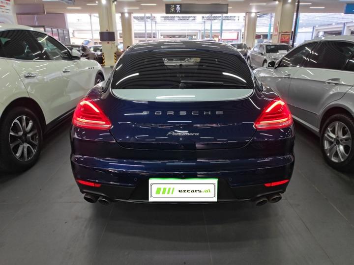 2016 Panamera Executive Edition 3.0T photo 3