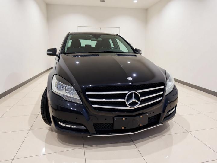 R-Class 2017 R 320 4MATIC Business Edition photo 2