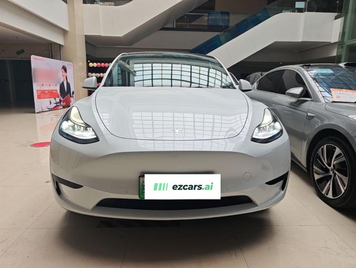 Model Y 2023 RWD photo 2