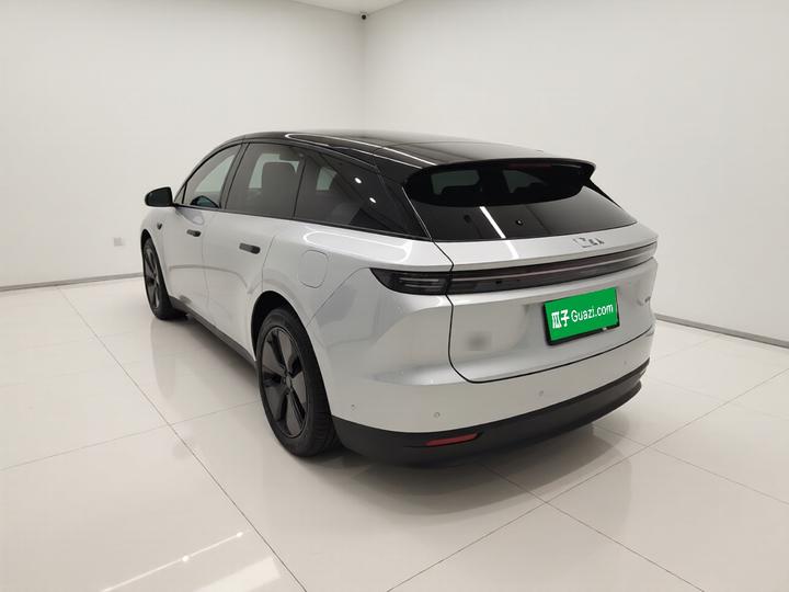 Li Auto i6 2025 RWD Standard photo 4