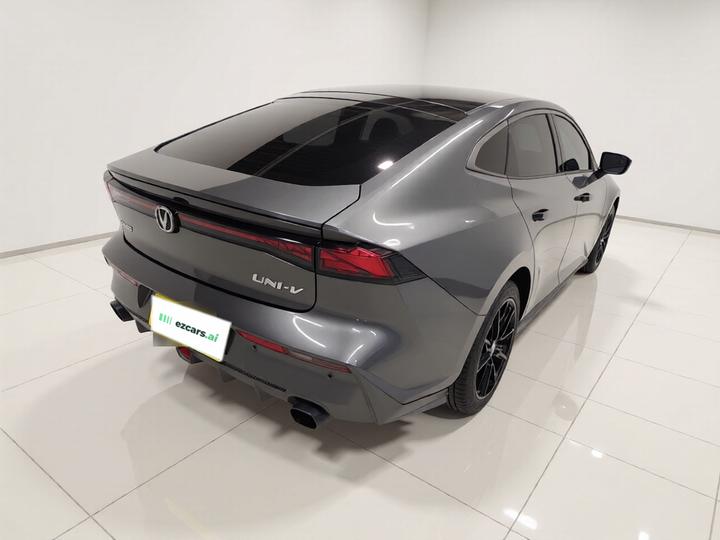 UNI-V 2023 1.5T Exclusive photo 6