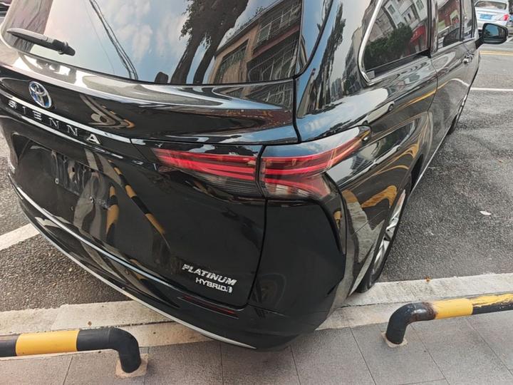 Sienna 2021 2.5L Hybrid Platinum photo 7