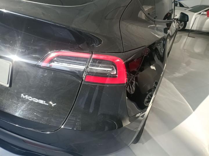 Model Y 2022 Facelift RWD photo 7