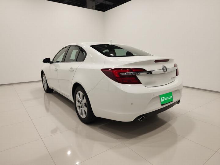 Regal 2015 1.6T Elite Tech photo 4