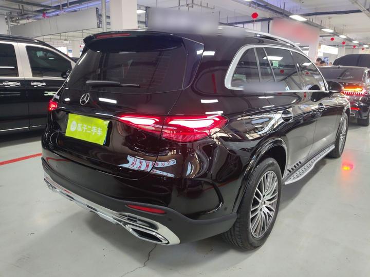 GLC 2023 Facelift GLC 300 L 4MATIC Dynamic 5-Seater photo 4