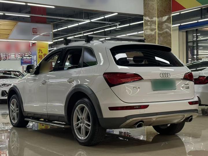 Q5 2017 Plus 40 TFSI Tech photo 3