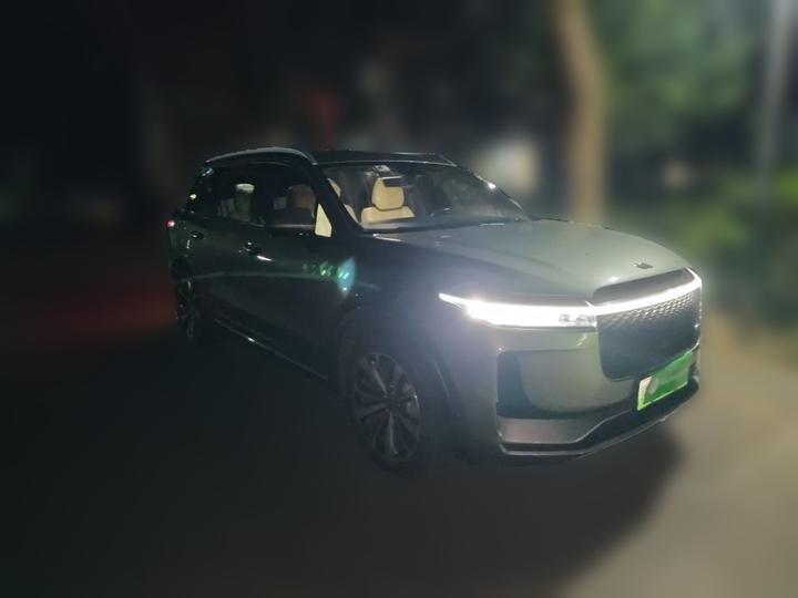Li Auto ONE 2020 EREV 6-Seater photo 3