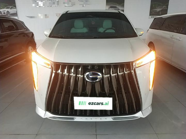 GAC Trumpchi M8 2023 Hybrid photo 2