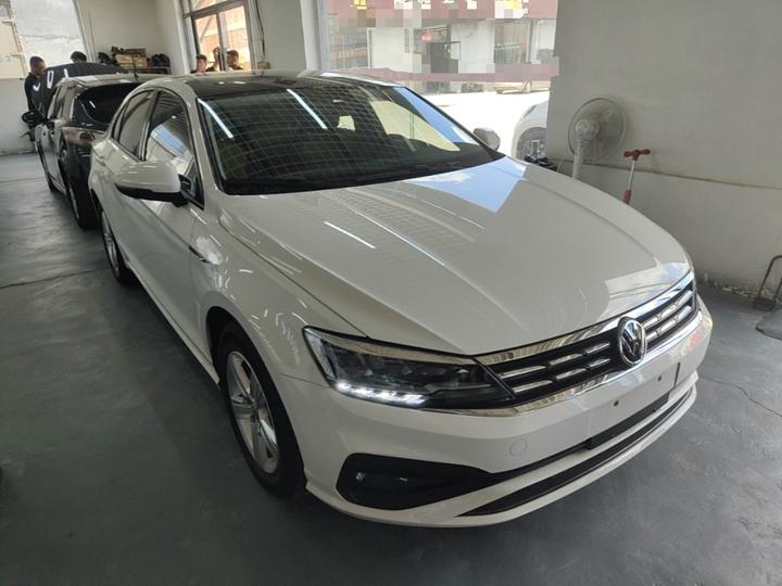 Lamando 2021 230TSI DSG photo 3