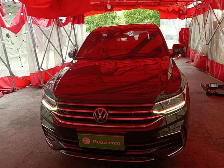 Tiguan L 2022 330TSI AT RWD R-Line photo 2