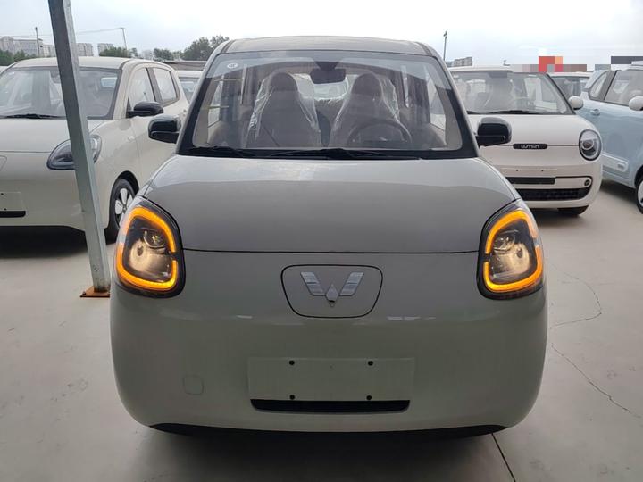 Hongguang MINIEV 2025 4th Gen 4-Door Advanced photo 2
