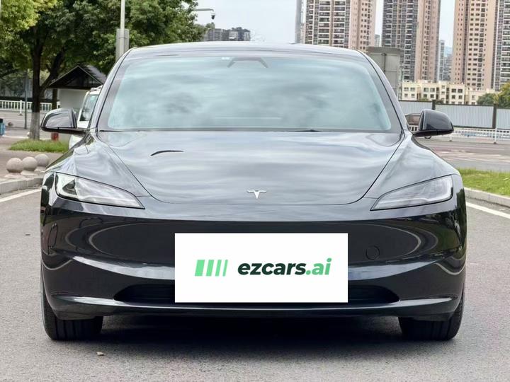 Model 3 2023 RWD photo 2