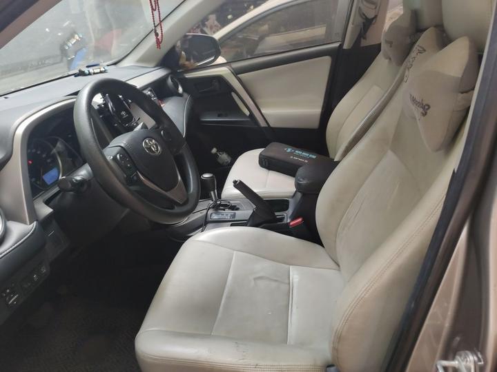 RAV4 2016 2.0L CVT RWD China V photo 7