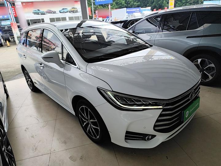 Song MAX 2017 1.5T AT Connected Premium 7-Seater photo 3