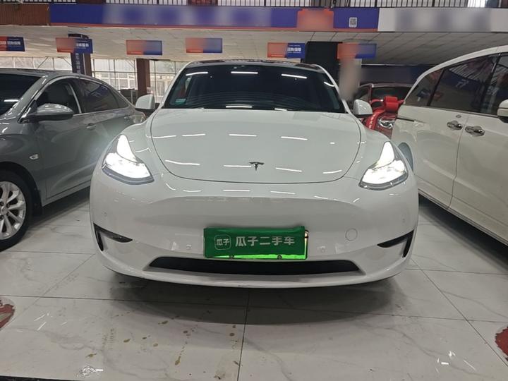 Model Y 2022 Facelift Long Range AWD photo 2