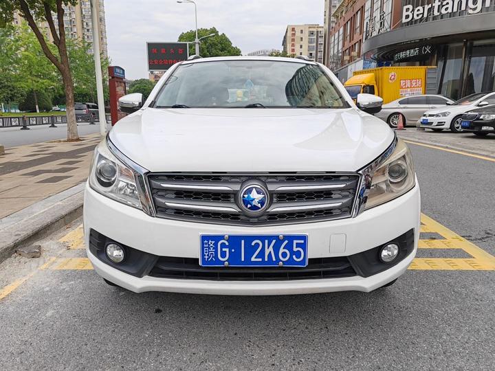 T70 2015 2.0L CVT photo 2