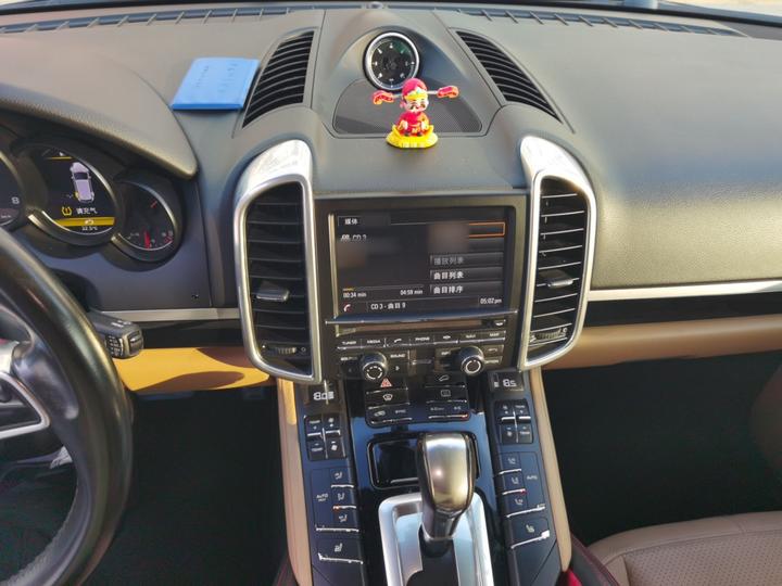 2015 Cayenne 3.0T photo 5